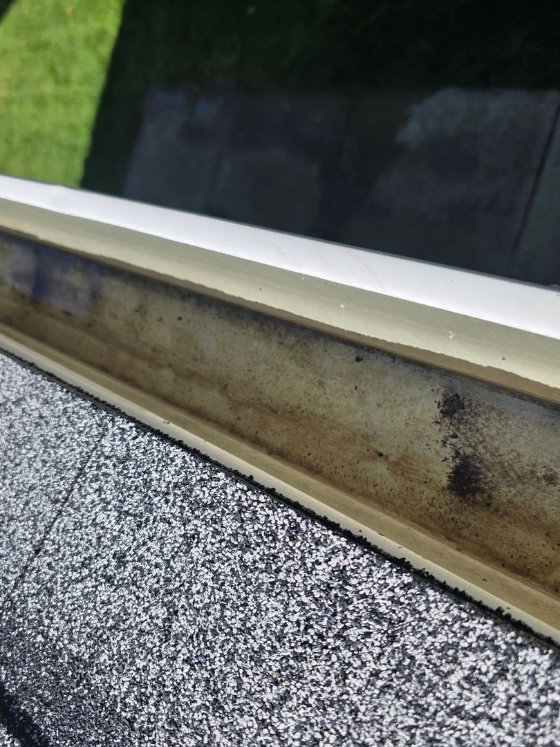 Recent gutter cleaning project by Will's
